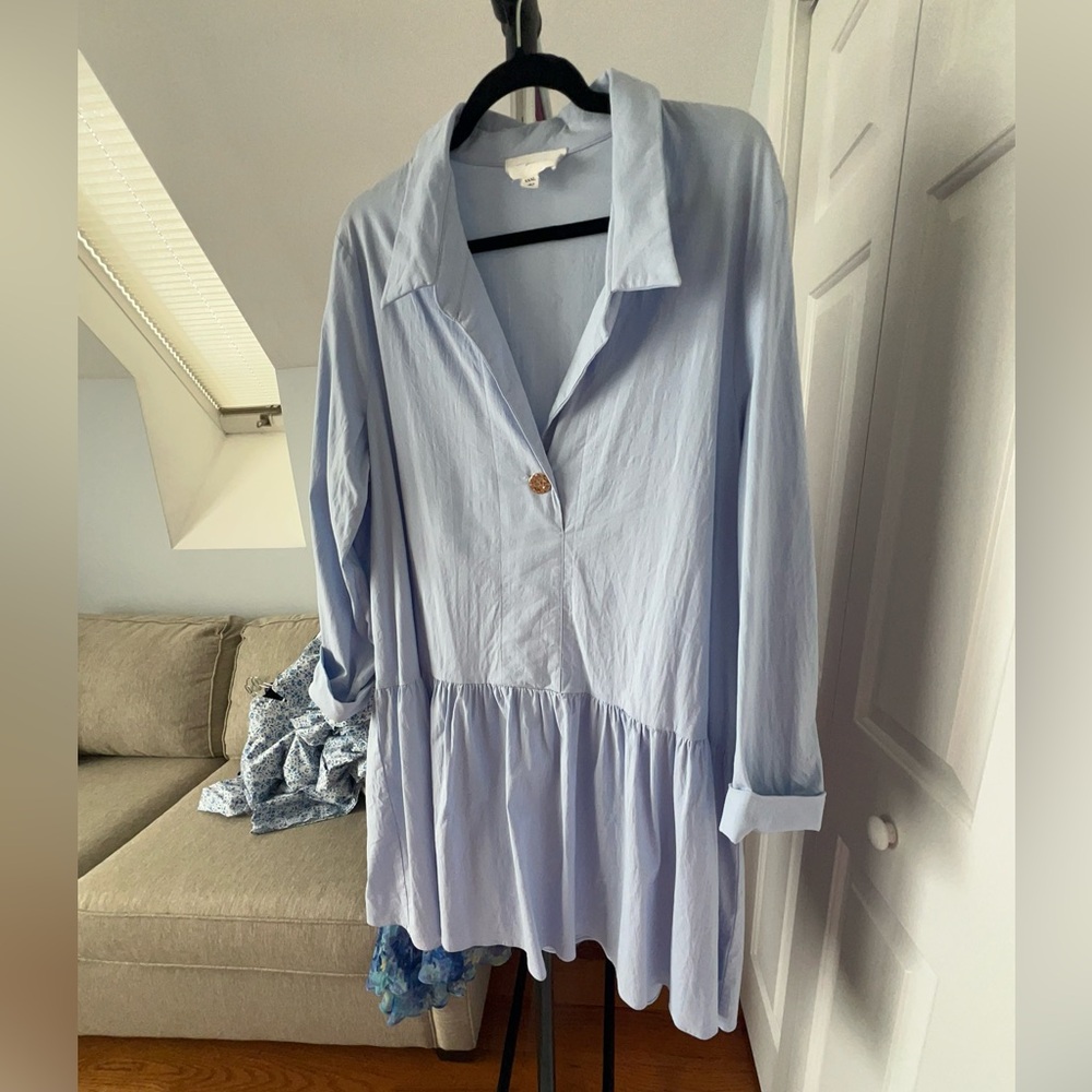 Tuckernuck Light Blue Tunic Top